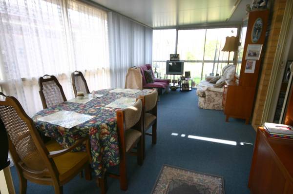 VACANT MOVE IN ASAP Picture 3