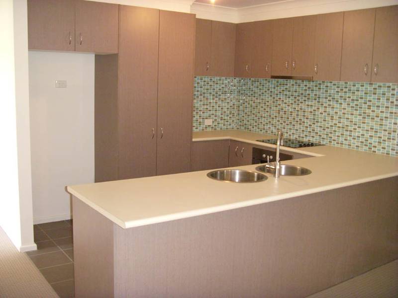 BRAND NEW HOME Picture 3