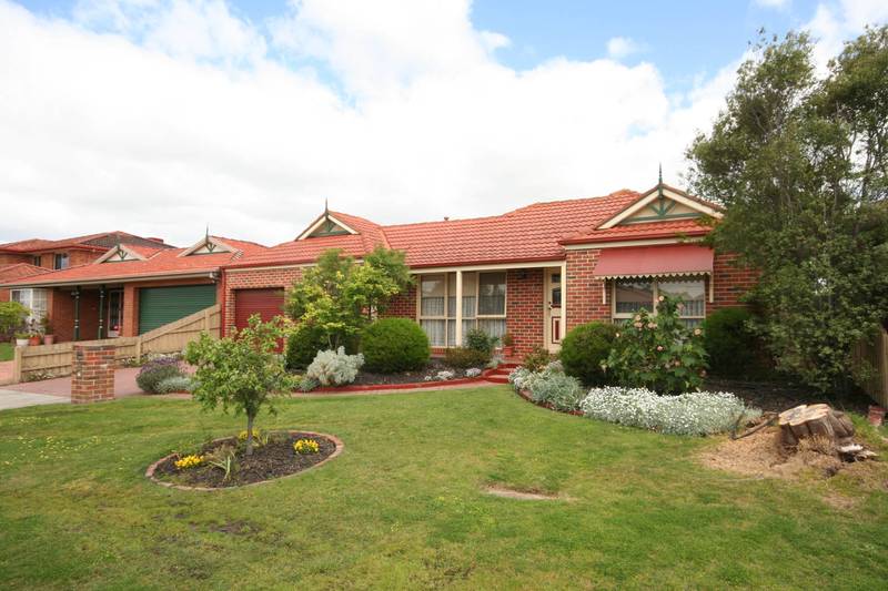 LOTS OF CHARACTER - FANTASTIC LOCATION Picture 1