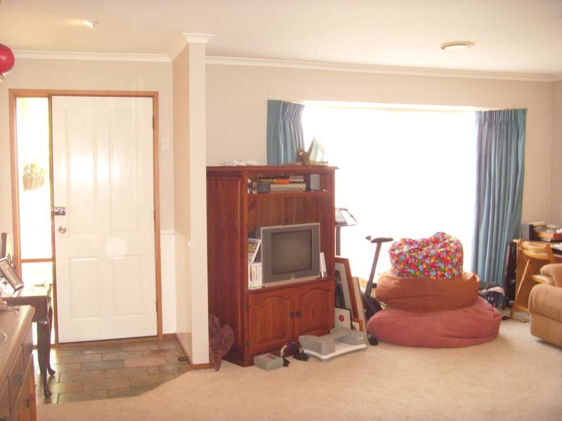 FAMILY HOME WITH SPA Picture 3