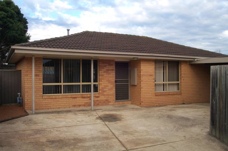 NEAT AND TIDY Picture 1