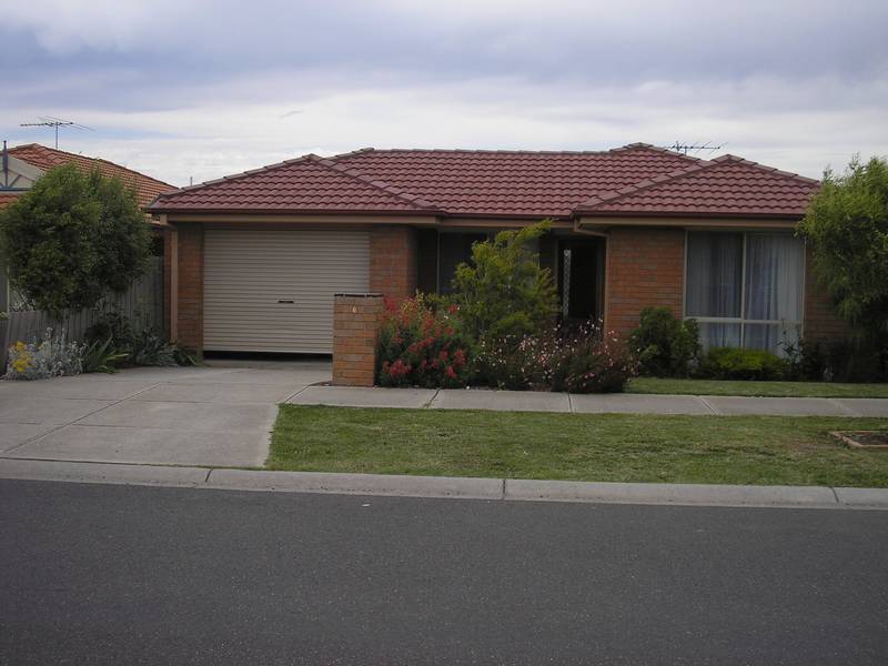 BRINDALEE GARDENS ESTATE Picture 1