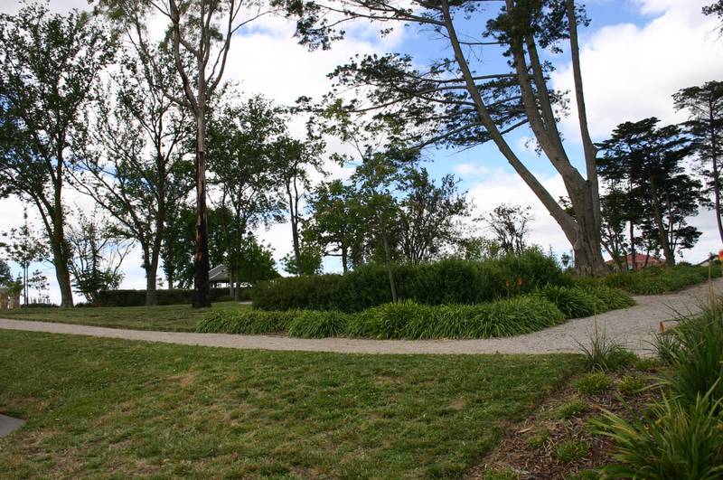 HUNT CLUB ESTATE Picture 2