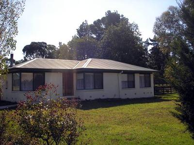 THREE BEDROOM HOUSE Picture