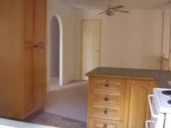 Great Opportunity & Position Picture 3