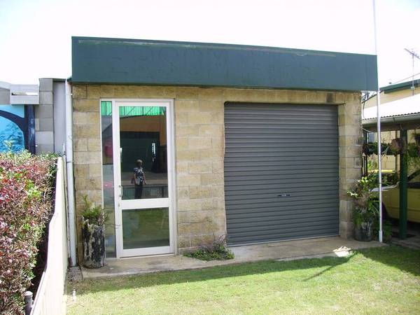 Calling all Tradies -
Zoned Low Impact Industries - $268,000 Picture 2