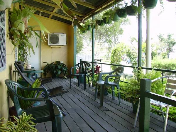 Calling all Tradies -
Zoned Low Impact Industries - $268,000 Picture 3