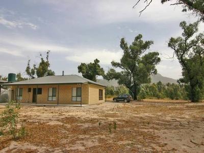 Brand New on 125 Acres, Moyston Picture