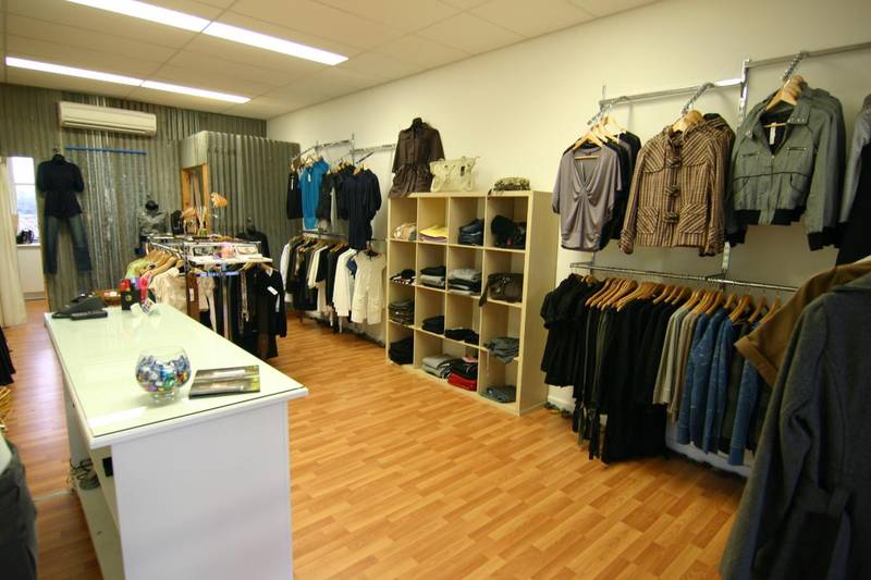 Commercial CBD Shop - For Lease Picture 2