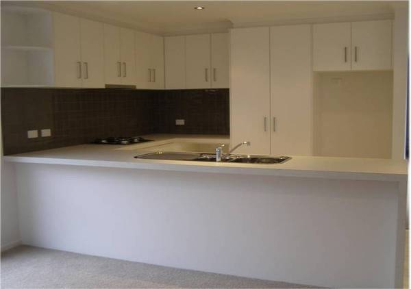 Brand New Unit in West End Picture 2