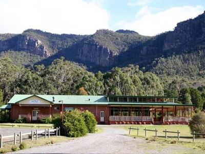 GRAMPIANS BUSINESS OPPORUNITY- THE VALLEY INN Picture