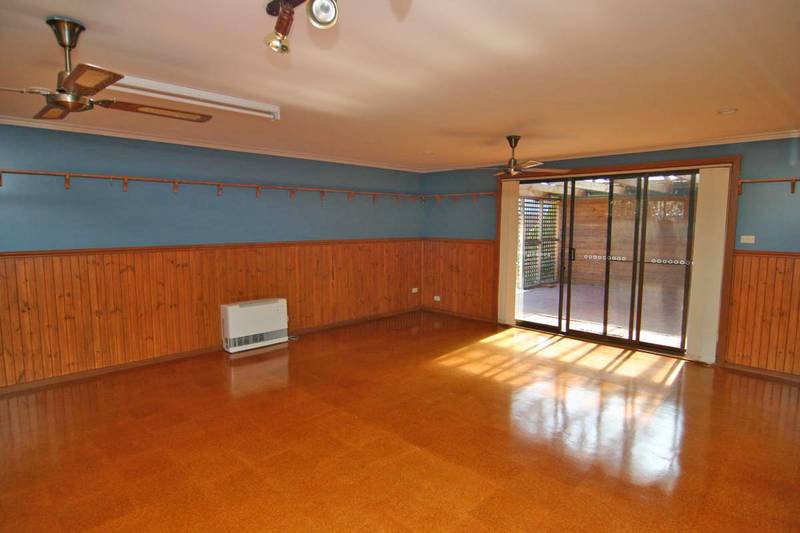 Look no further, Ideal Family Package Picture 2