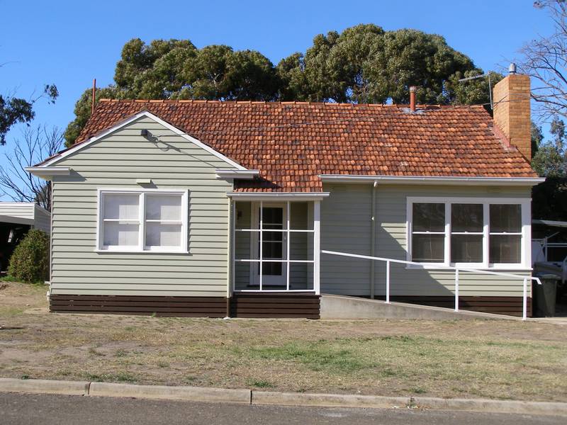 Low maintenance property Picture 1