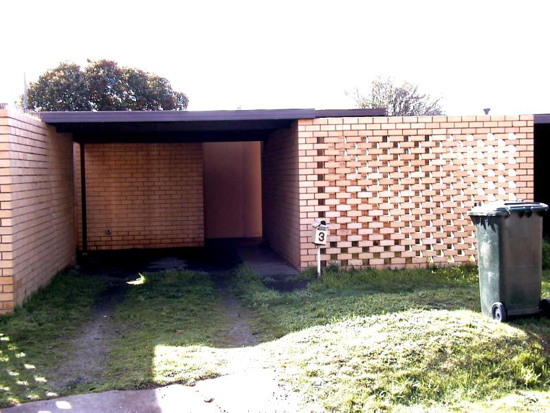 Single bedroom unit Picture 1