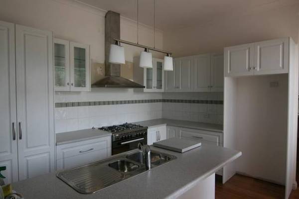 Fully Renovated!!! Picture 1