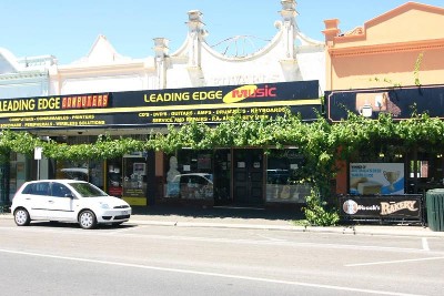 COMMERCIAL RETAIL SHOP- FOR LEASE Picture