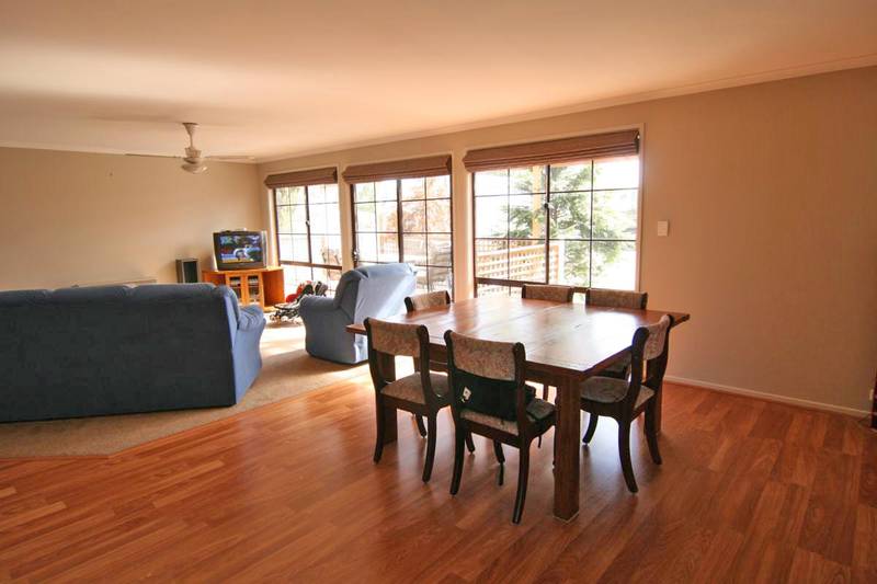 Tastefully Refurbished & Renovated Picture 3