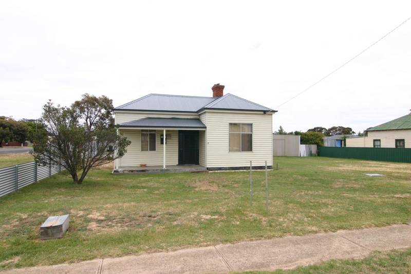 Renovated 4BR Home Picture 1