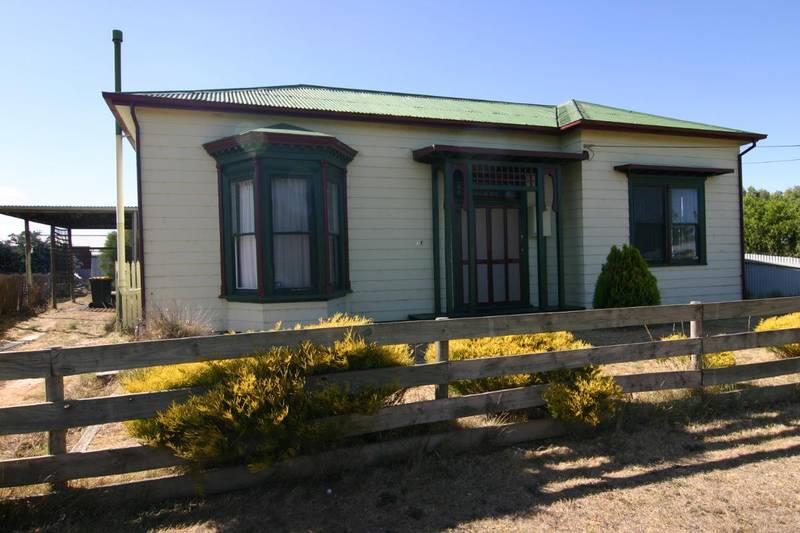 Quiet Street Picture 1