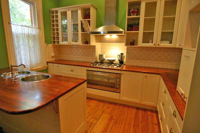 Solid Brick Period Home - Business Zone Picture 3