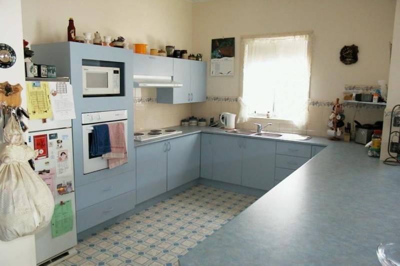 Large Family Home Picture 2