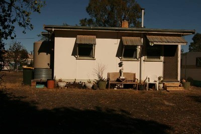Price Buster - Landsborough Picture