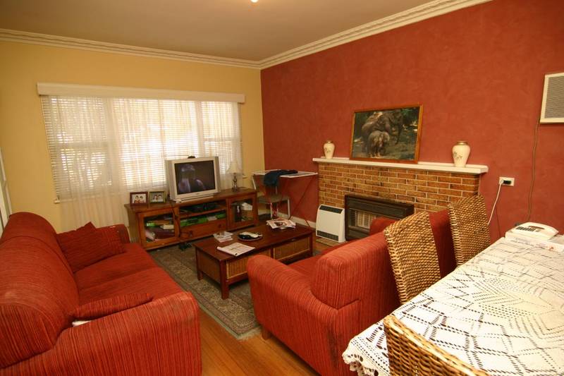 Just A stones throught to the Main Street Picture 2