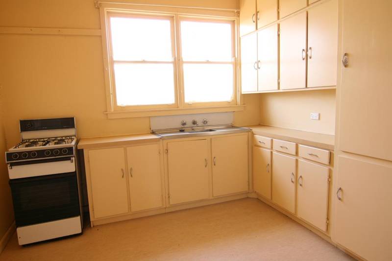 Easy on the Hip Pocket Picture 2