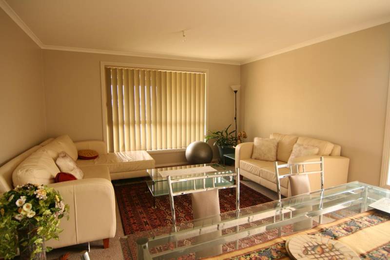 Modern Brick in Quiet Street Picture 3