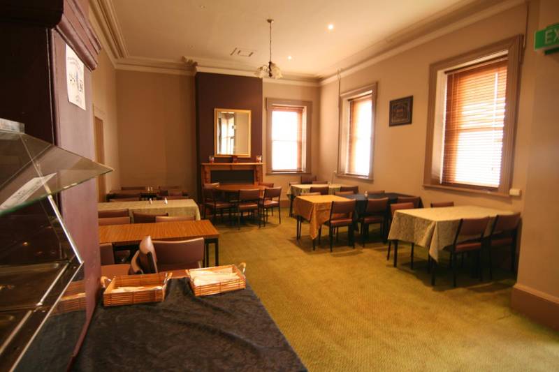 LAKE BOLAC HOTEL- LEASEHOLD BUSINESS Picture 3