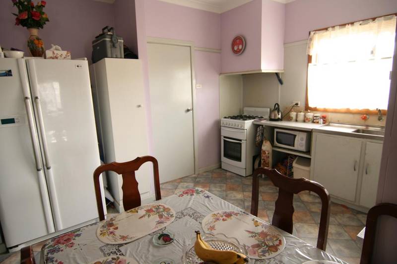 Check out the Shedding! Picture 3