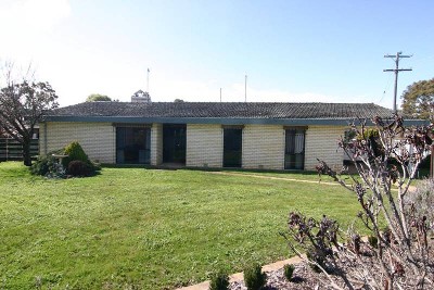 Low Maintenance Brick Veneer Home Picture