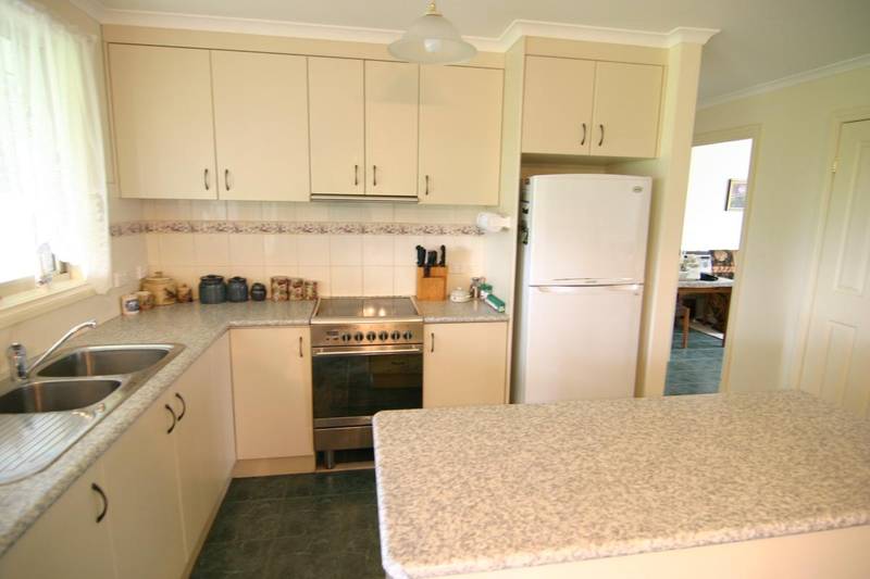 3BR B/V with Grampians Views Picture 2