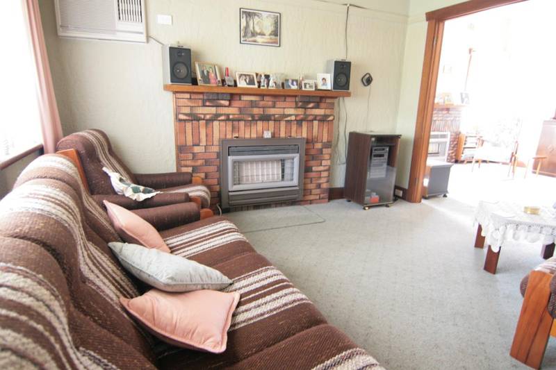 Exceptional Californian Bungalow Picture 2