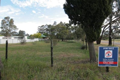 Building Block with 3 Street Frontage Picture