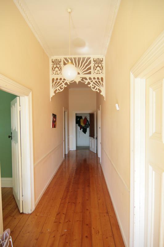 Period Home with original features Picture 2