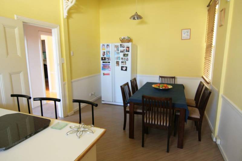 Period Home with original features Picture 3