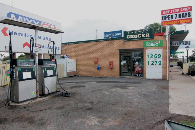 Freehold Business - Lake Bolac Licensed Supermarket Picture 2