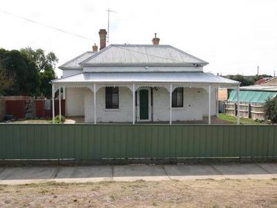 Central Location Picture