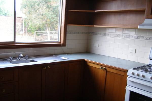 Close to Main Street Picture 2