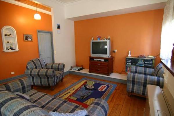 VICTORIAN CHARACTER- CENTRAL LOCATION Picture 3