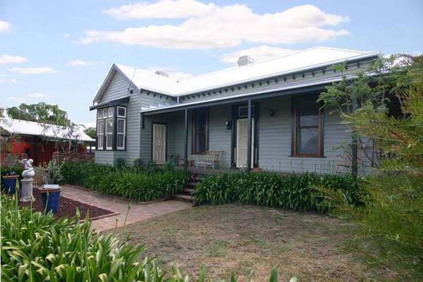 Fine Heritage Restoration Home - Owners Keen & Price Negotiable Picture 1