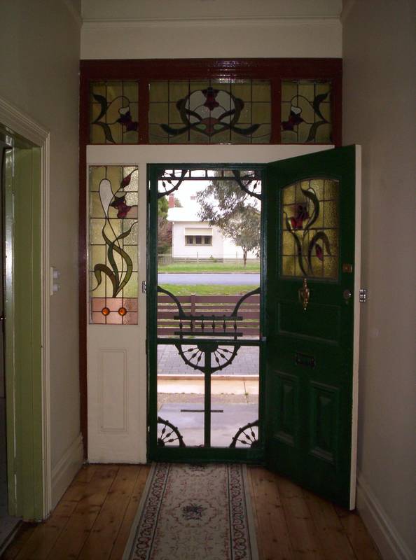 Lovely 4 Bedroom home Picture 2