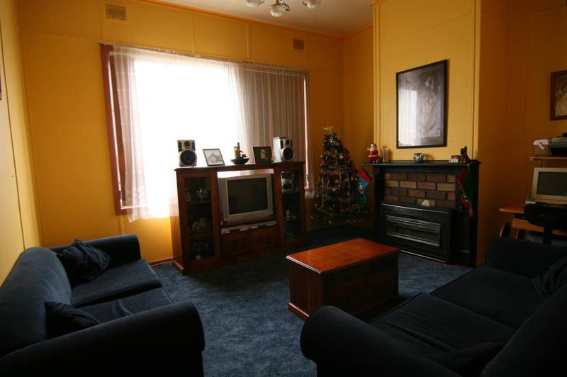 Low Maintenance Clad Home Picture 3