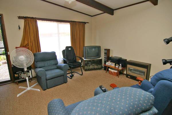 comfortable brick unit Picture 2