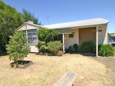 AFFORDABLE FIRST HOME OR INVESTMENT PROPERTY Picture