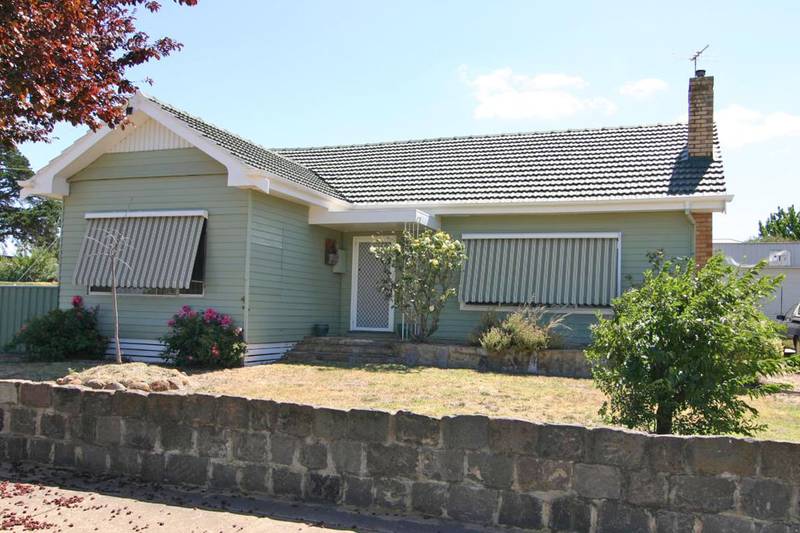 WELL PRESENTED & LOW MAINTENANCE Picture 1