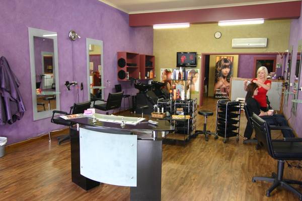 Commercial Shop & Residence - Freehold Picture 2