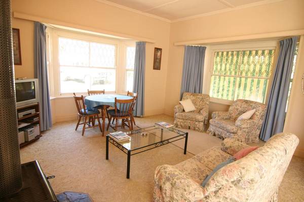 Central Halls Gap Picture 2