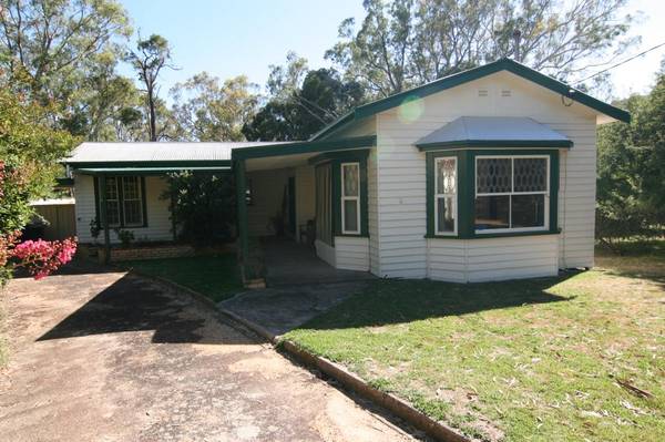 Central Halls Gap Picture 1